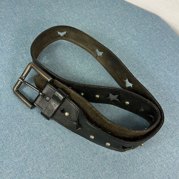 Belt Leather Cut Out Star Studded In Black - Picture 1 of 5